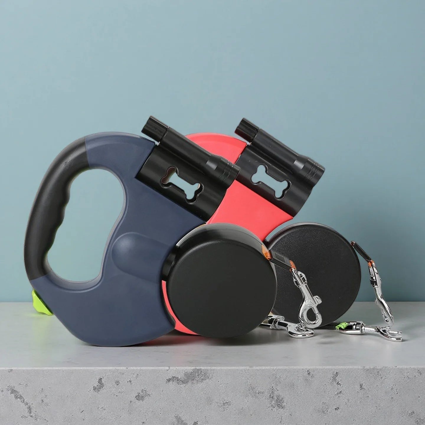 2Dog - Die Einziehbare Doppel-Hundeleine mit LED-Licht, 360° drehbar